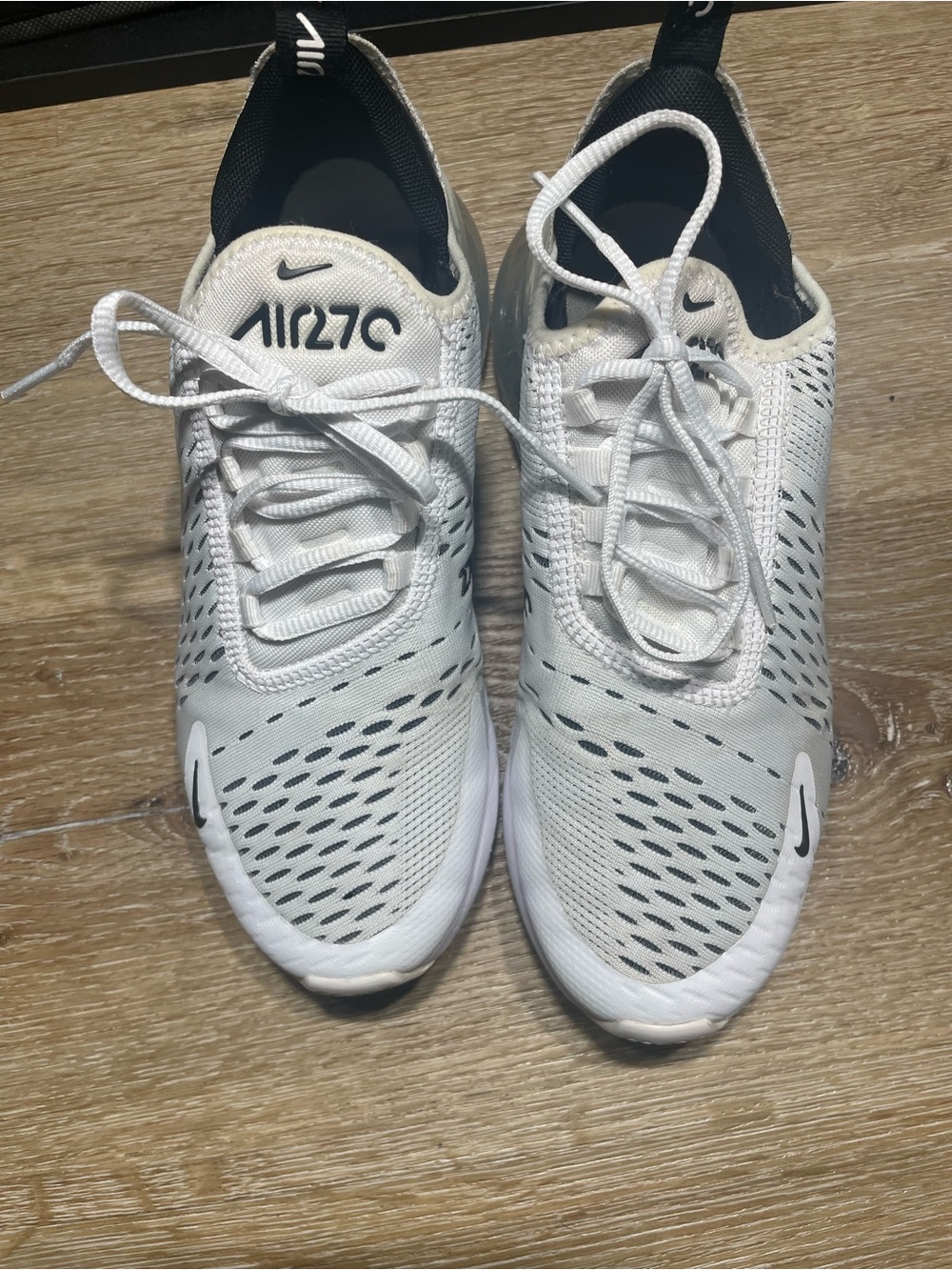 Nike White and Black Air Max 270 Sneakers - Picture 2 of 6